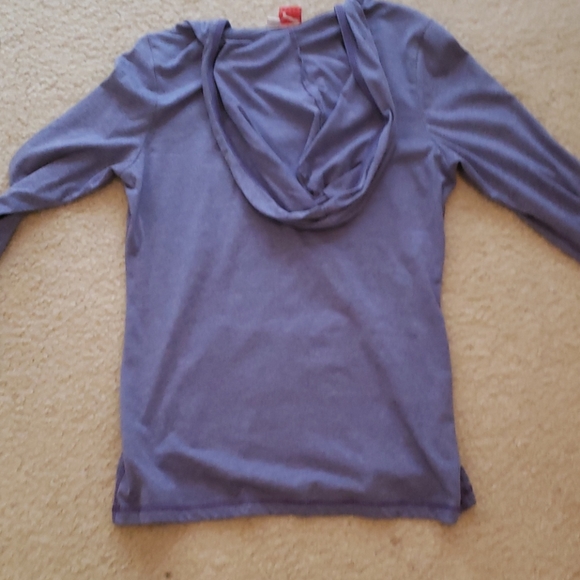 PUMA hooded long sleeve t-shirt - Picture 2 of 2